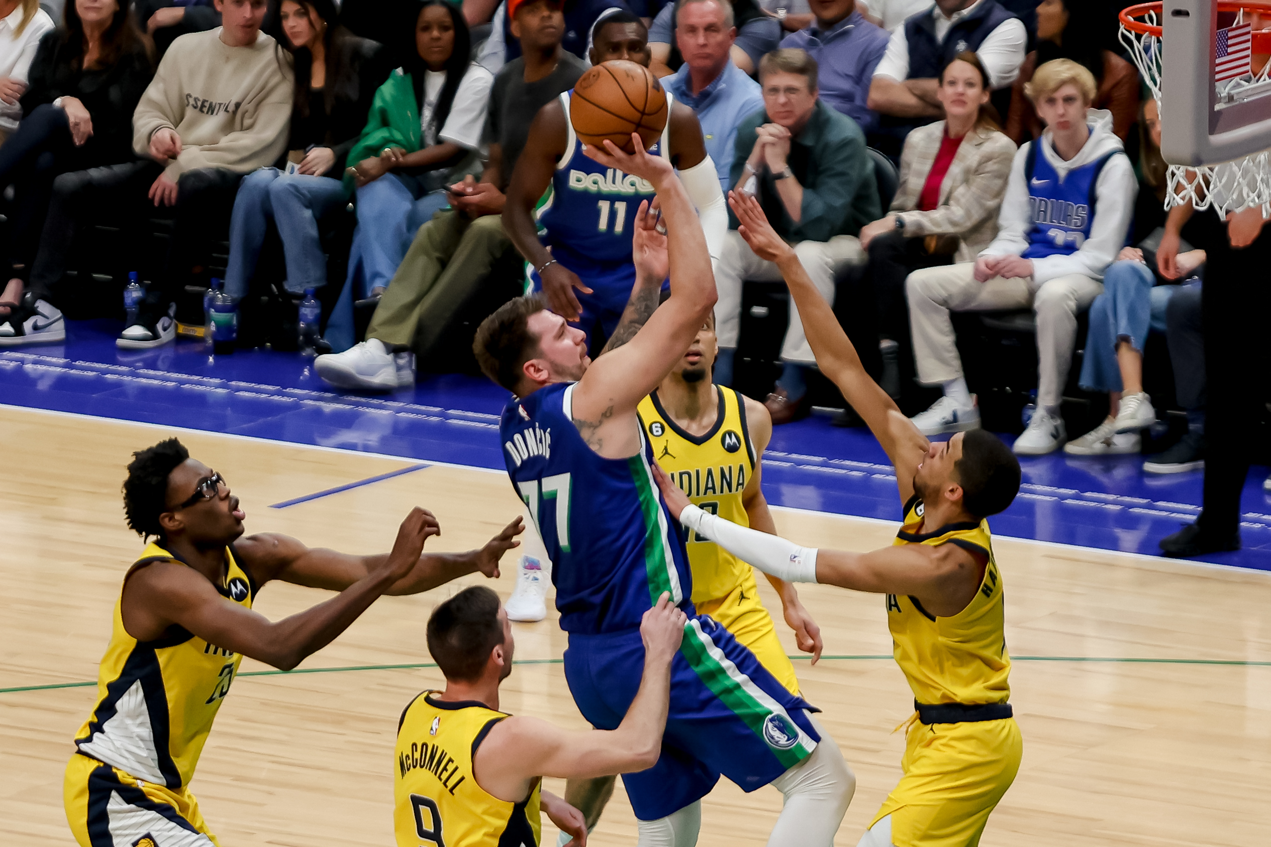 Dallas Mavericks (32-31) Fall To The Indiana Pacers (28-35), 124-122 -  D210SPORTS