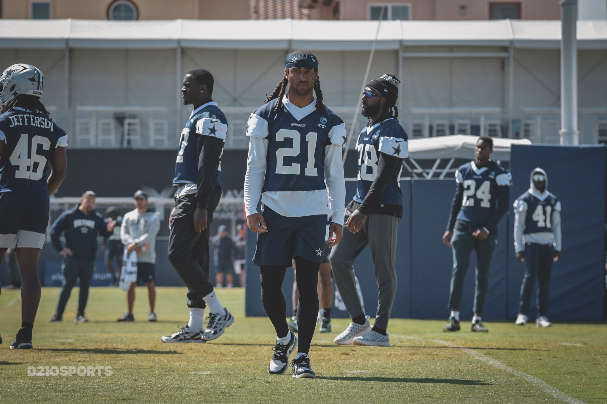 CB Stephon Gilmore Helping WR CeeDee Lamb Enhance His Game D210SPORTS