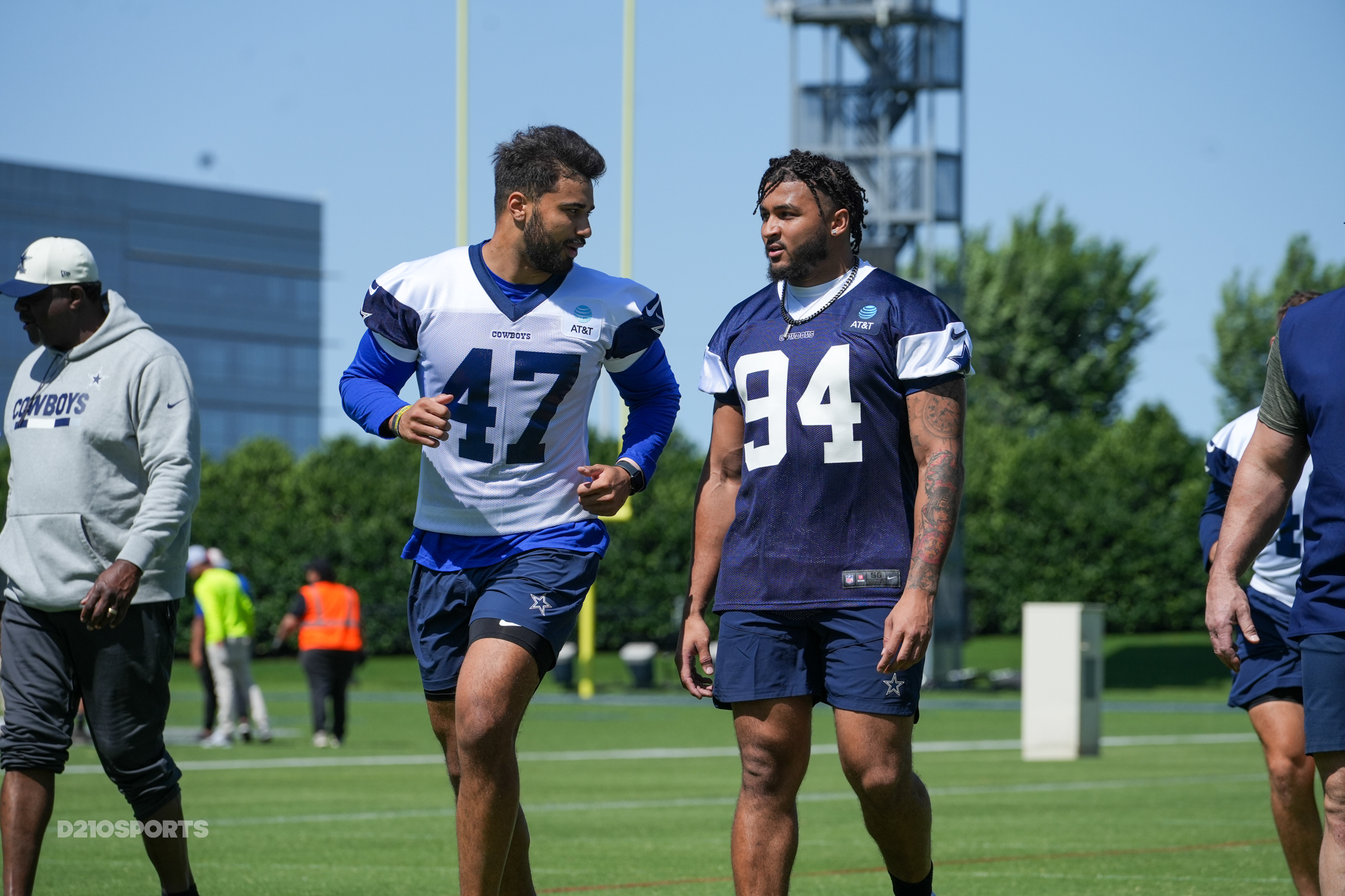 Dallas Cowboys Rookies Report To The Star For Minicamp D210SPORTS