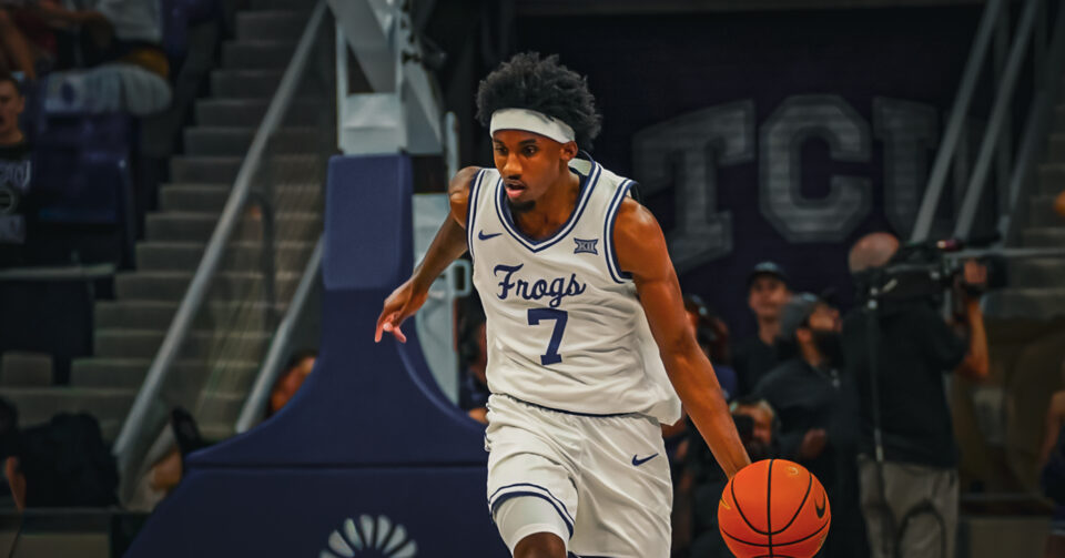 Photo By: D210SPORTS/Alexis Bernala