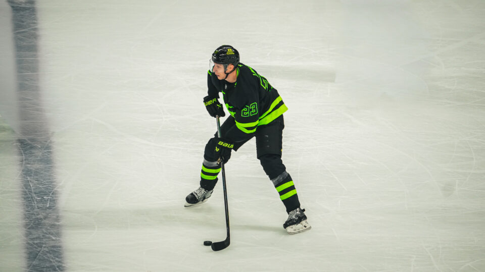 Photo By: D210SPORTS/Vernon Hadnot