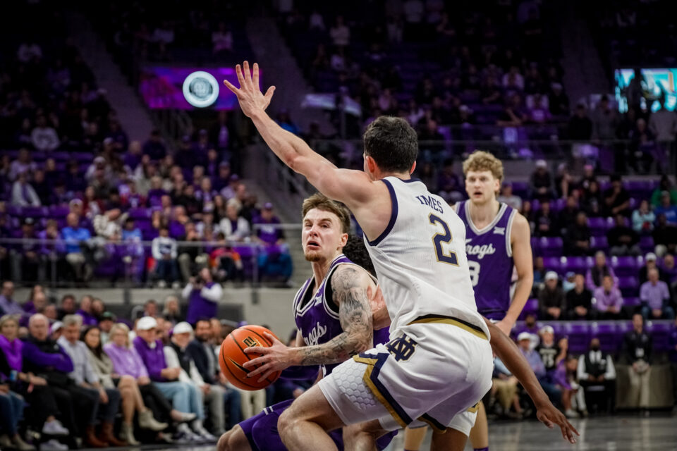 Photo By: D210SPORTS/Alexis Bernala