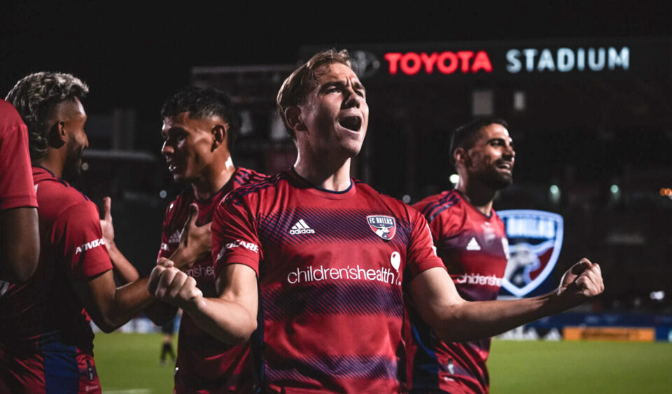 Photo By: D210SPORTS/Vernon Hadnot