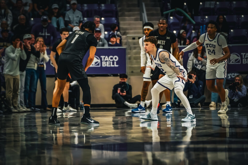 Photo By: D210SPORTS/Alexis Bernala