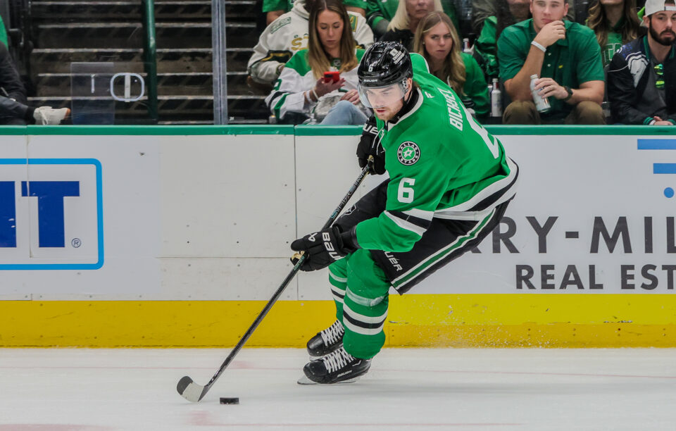 Photo By: D210SPORTS/Vernon Hadnot